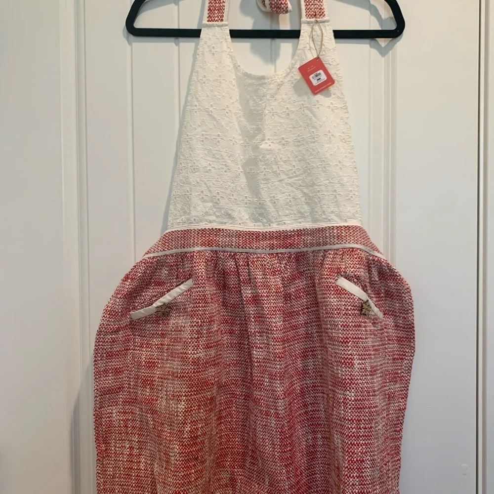 Sur La Table Snowflake Vintage-Inspired Apron